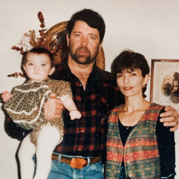 GIN & NAY - Picture 3 of 3